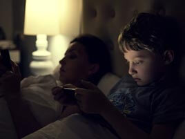 What You Need to Know About Screen Time & Getting a Good Night’s Sleep